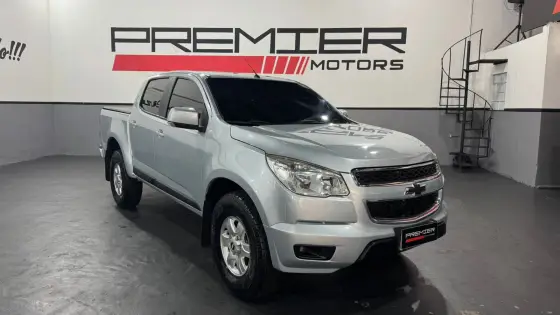 CHEVROLET S10 2.4 LT 4X2 CD 8V FLEX 4P MANUAL CHEVROLET S10 2.4 LT 4X2 CD 8V FLEX 4P MANUAL