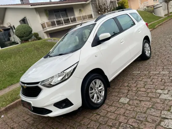 CHEVROLET SPIN 1.8 LT 8V FLEX 4P AUTOMÁTICO CHEVROLET SPIN 1.8 LT 8V FLEX 4P AUTOMÁTICO
