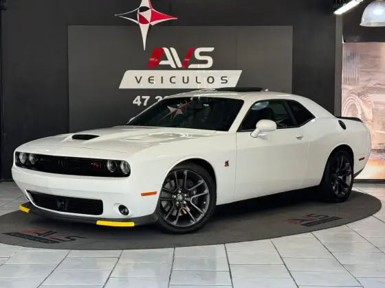 DODGE CHALLENGER 6.4 V8 HEMI GASOLINA R/T SCAT PACK TORQUEFLITE