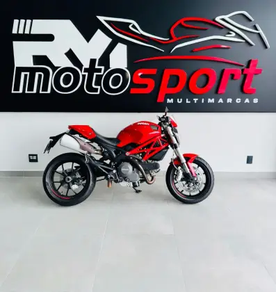 DUCATI MONSTER 796 DUCATI MONSTER 796