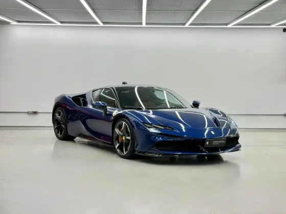 FERRARI SF90 4.0 V8 TURBO PHEV STRADALE F1-DCT FERRARI SF90 4.0 V8 TURBO PHEV STRADALE F1-DCT