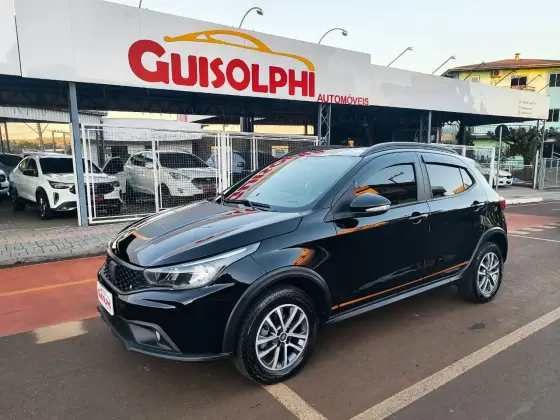 FIAT ARGO 1.3 FIREFLY FLEX TREKKING CVT FIAT ARGO 1.3 FIREFLY FLEX TREKKING CVT