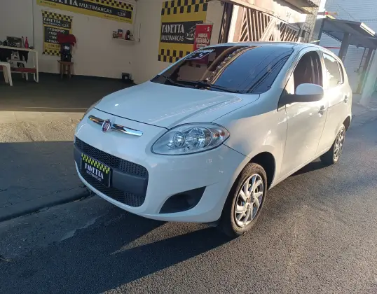 FIAT PALIO 1.0 MPI ATTRACTIVE 8V FLEX 4P MANUAL FIAT PALIO 1.0 MPI ATTRACTIVE 8V FLEX 4P MANUAL