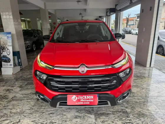 FIAT TORO 2.0 16V TURBO DIESEL VOLCANO 4WD AT9 FIAT TORO 2.0 16V TURBO DIESEL VOLCANO 4WD AT9