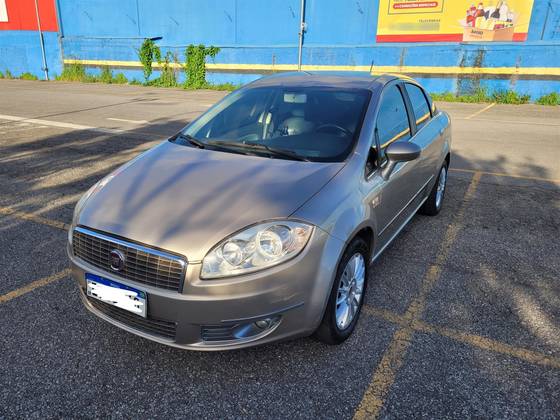 FIAT LINEA 1.8 ABSOLUTE 16V FLEX 4P AUTOMATIZADO