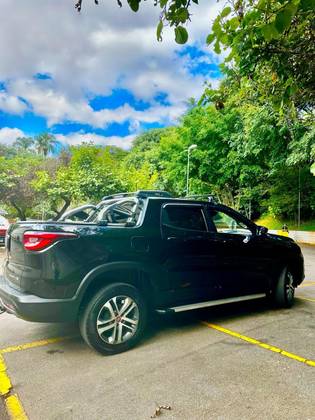 FIAT TORO 2.4 16V MULTIAIR FLEX FREEDOM AT9