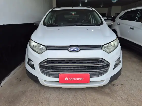 FORD ECOSPORT 1.6 FREESTYLE 16V FLEX 4P MANUAL FORD ECOSPORT 1.6 FREESTYLE 16V FLEX 4P MANUAL