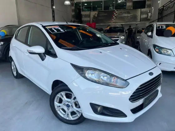 FORD FIESTA 1.6 SEL HATCH 16V FLEX 4P MANUAL