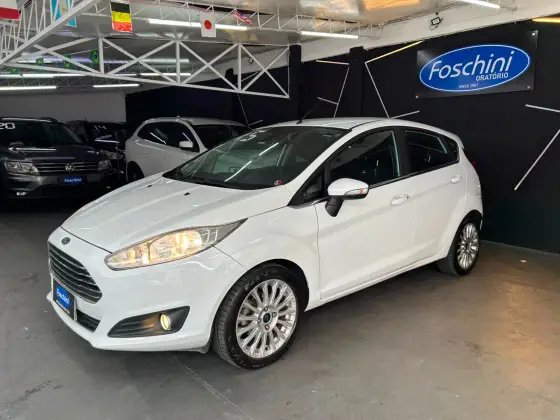 FORD FIESTA 1.6 TITANIUM HATCH 16V FLEX 4P MANUAL FORD FIESTA 1.6 TITANIUM HATCH 16V FLEX 4P MANUAL