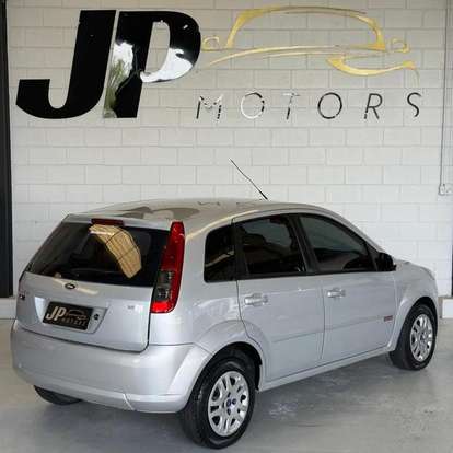 FORD-FIESTA-2011