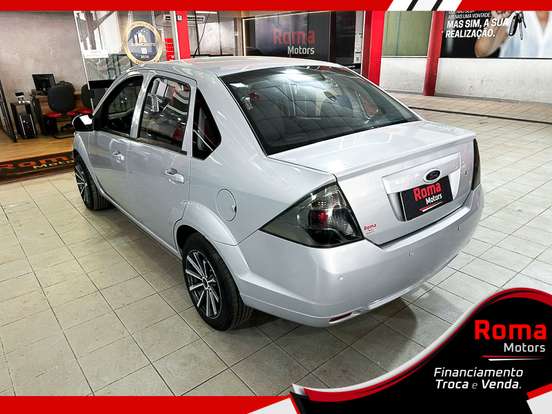 FORD-FIESTA-2011
