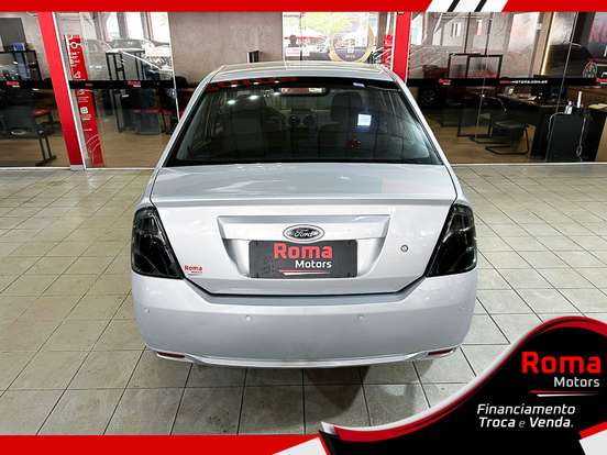 FORD-FIESTA-2011