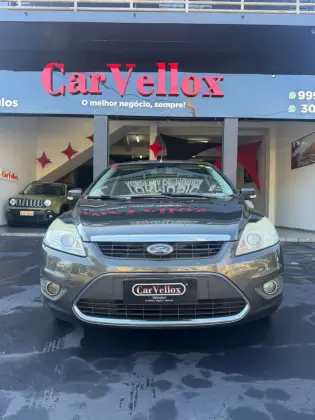 FORD FOCUS 2.0 GLX 16V FLEX 4P AUTOMÁTICO