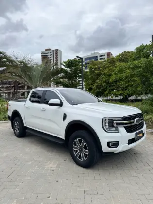 FORD RANGER 3.0 V6 TURBO DIESEL CD XLT 4X4 AUTOMÁTICO FORD RANGER 3.0 V6 TURBO DIESEL CD XLT 4X4 AUTOMÁTICO