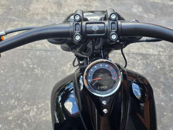 HARLEY-DAVIDSON-SOFTAIL FAT BOB 114-2023