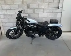 HARLEY-DAVIDSON SPORTSTER IRON 883 HARLEY-DAVIDSON SPORTSTER IRON 883