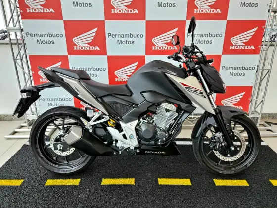 HONDA CB 300F TWISTER CBS 