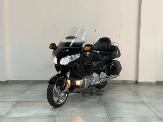 HONDA GL 1800 GOLD WING HONDA GL 1800 GOLD WING