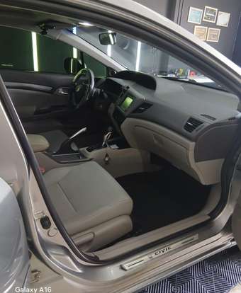 HONDA-CIVIC-2012
