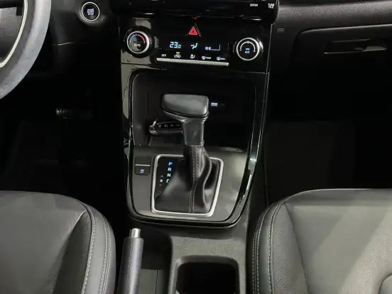 HYUNDAI-CRETA-2022