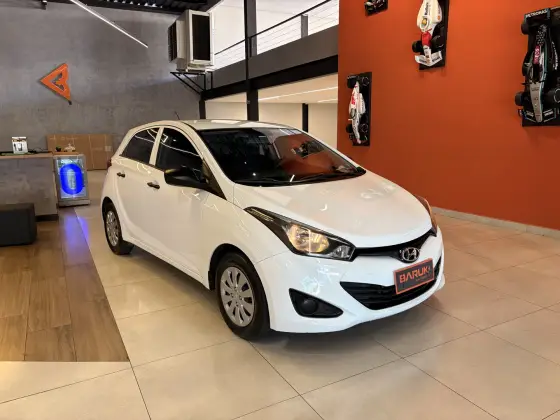 HYUNDAI HB20 1.0 COMFORT PLUS 12V FLEX 4P MANUAL