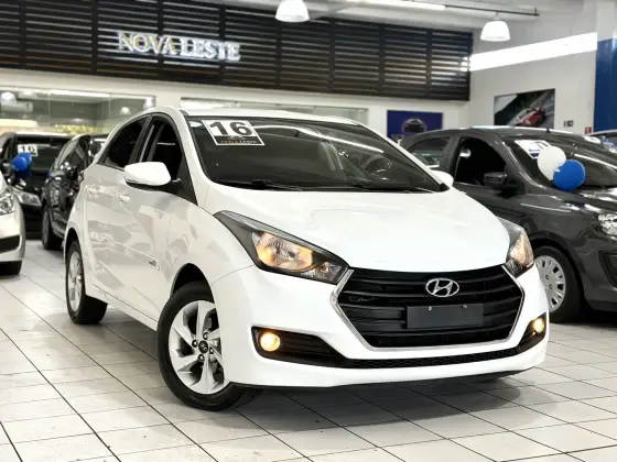 HYUNDAI HB20 1.6 COMFORT PLUS 16V FLEX 4P AUTOMÁTICO