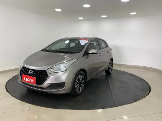 HYUNDAI HB20 1.6 COMFORT PLUS 16V FLEX 4P MANUAL HYUNDAI HB20 1.6 COMFORT PLUS 16V FLEX 4P MANUAL