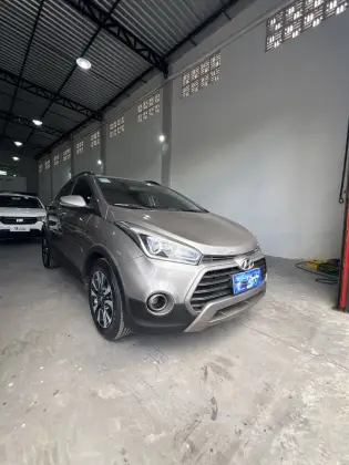 HYUNDAI HB20 1.6 PREMIUM 16V FLEX 4P AUTOMÁTICO HYUNDAI HB20 1.6 PREMIUM 16V FLEX 4P AUTOMÁTICO