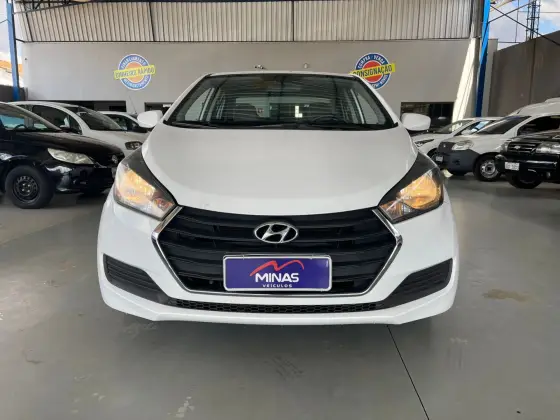 HYUNDAI HB20S 1.0 UNIQUE 12V FLEX 4P MANUAL HYUNDAI HB20S 1.0 UNIQUE 12V FLEX 4P MANUAL