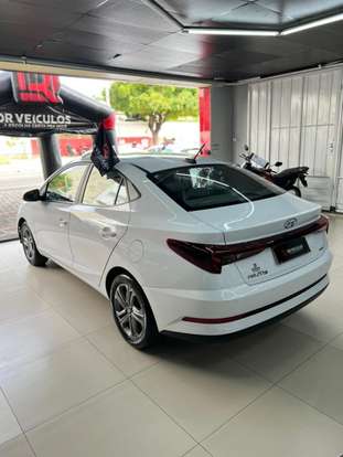 HYUNDAI-HB20S-2024