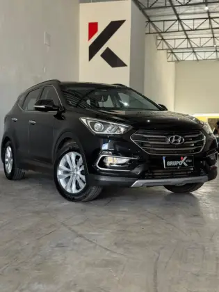 HYUNDAI SANTA FÉ 3.3 MPFI 4X4 7 LUGARES V6 270CV GASOLINA 4P AUTOMÁTICO HYUNDAI SANTA FÉ 3.3 MPFI 4X4 7 LUGARES V6 270CV GASOLINA 4P AUTOMÁTICO
