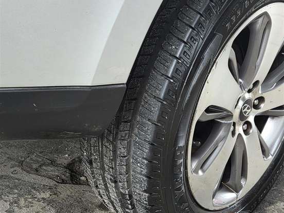 HYUNDAI-SANTA FÉ-2.4 MPI 2WD 16V GASOLINA 4P AUTOMÁTICO HYUNDAI-SANTA FÉ-2012
