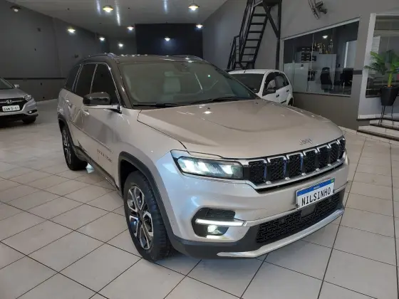 JEEP COMMANDER 1.3 T270 TURBO FLEX LIMITED AT6 JEEP COMMANDER 1.3 T270 TURBO FLEX LIMITED AT6
