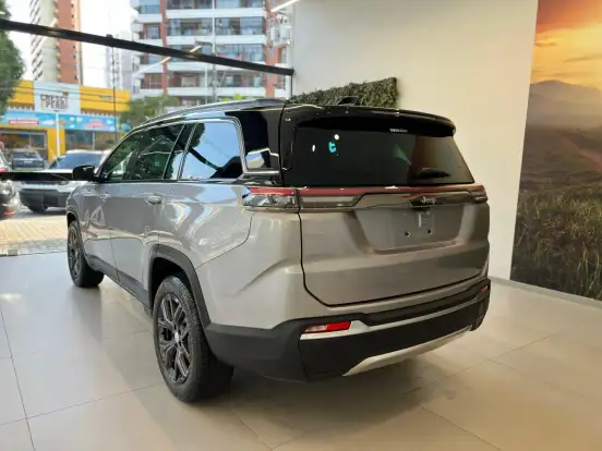 JEEP-COMMANDER-2026