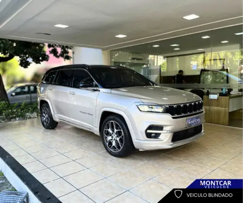 JEEP COMMANDER 1.3 T270 TURBO FLEX OVERLAND AT6 JEEP COMMANDER 1.3 T270 TURBO FLEX OVERLAND AT6