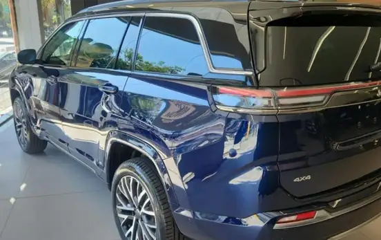JEEP-COMMANDER-2026
