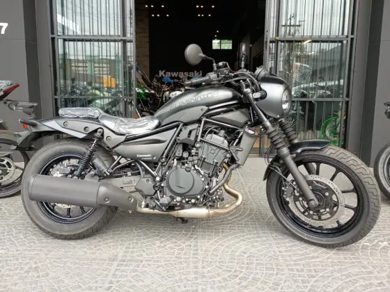 KAWASAKI ELIMINATOR 500 SE 