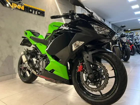 KAWASAKI NINJA 400 