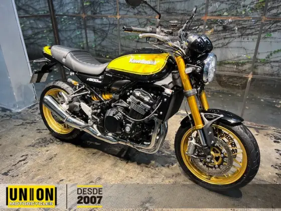 KAWASAKI Z900RS 