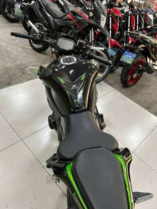 KAWASAKI-Z900 R EDITION-2024