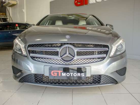 MERCEDES-BENZ-A 200-1.6 TURBO URBAN 16V GASOLINA 4P AUTOMÁTICO MERCEDES-BENZ-A 200-2014