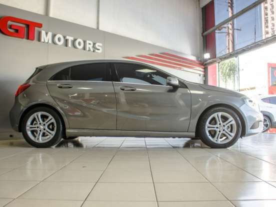 MERCEDES-BENZ-A 200-1.6 TURBO URBAN 16V GASOLINA 4P AUTOMÁTICO MERCEDES-BENZ-A 200-2014