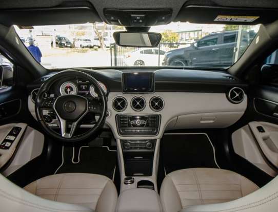 MERCEDES-BENZ-A 200-2014