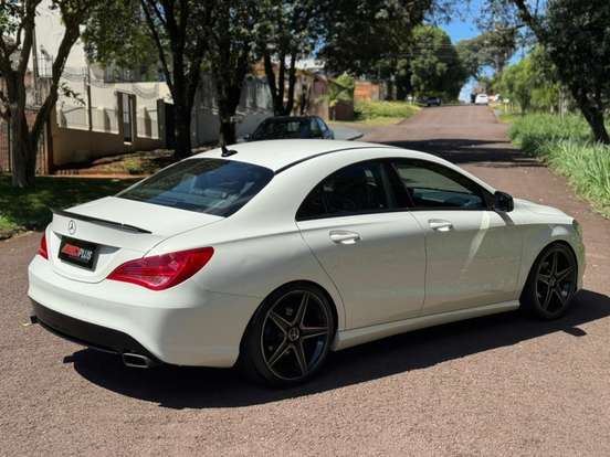 MERCEDES-BENZ-CLA 200-1.6 FIRST EDITION TURBO GASOLINA 4P AUTOMATIZADO MERCEDES-BENZ-CLA 200-2015