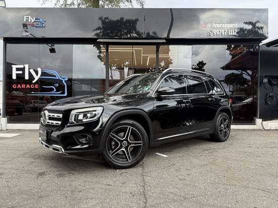 MERCEDES-BENZ-GLB 200-2021
