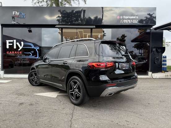 MERCEDES-BENZ-GLB 200-2021