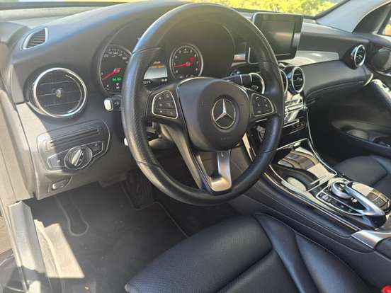 MERCEDES-BENZ-GLC 250-2017