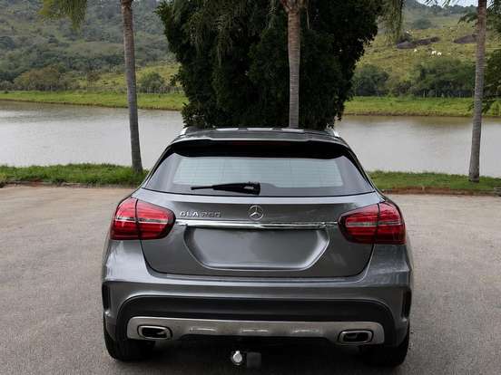 MERCEDES-BENZ-GLA 250-2.0 CGI GASOLINA SPORT 7G-DCT MERCEDES-BENZ-GLA 250-2018