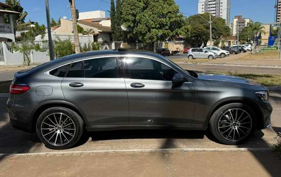 MERCEDES-BENZ-GLC 250-2019