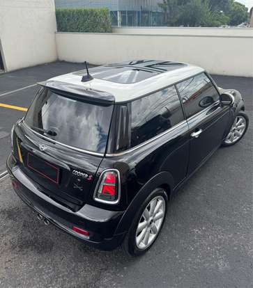 MINI-COOPER-2009